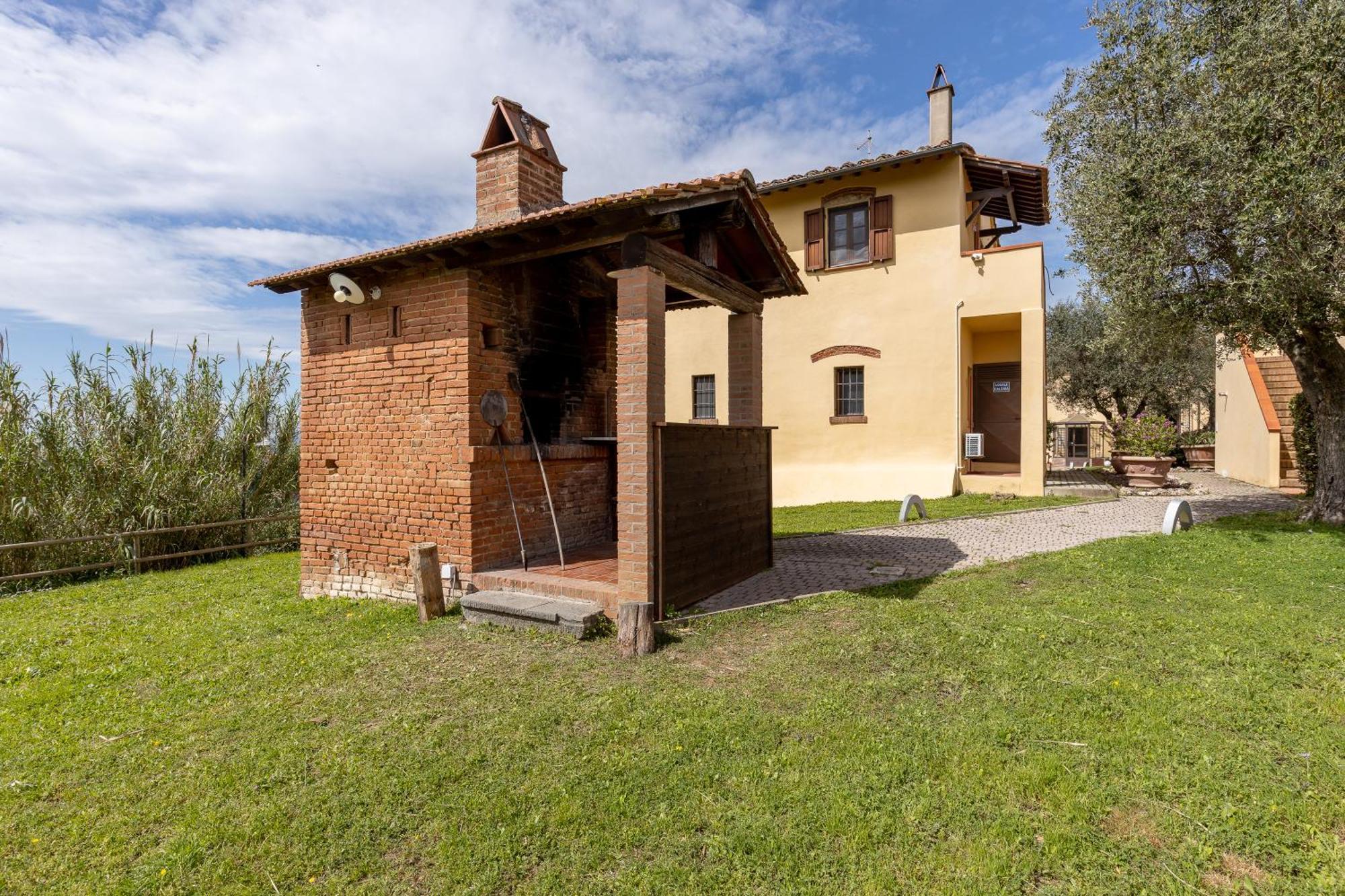 Residence Montevecchio Montopoli in Val dʼArno Kültér fotó